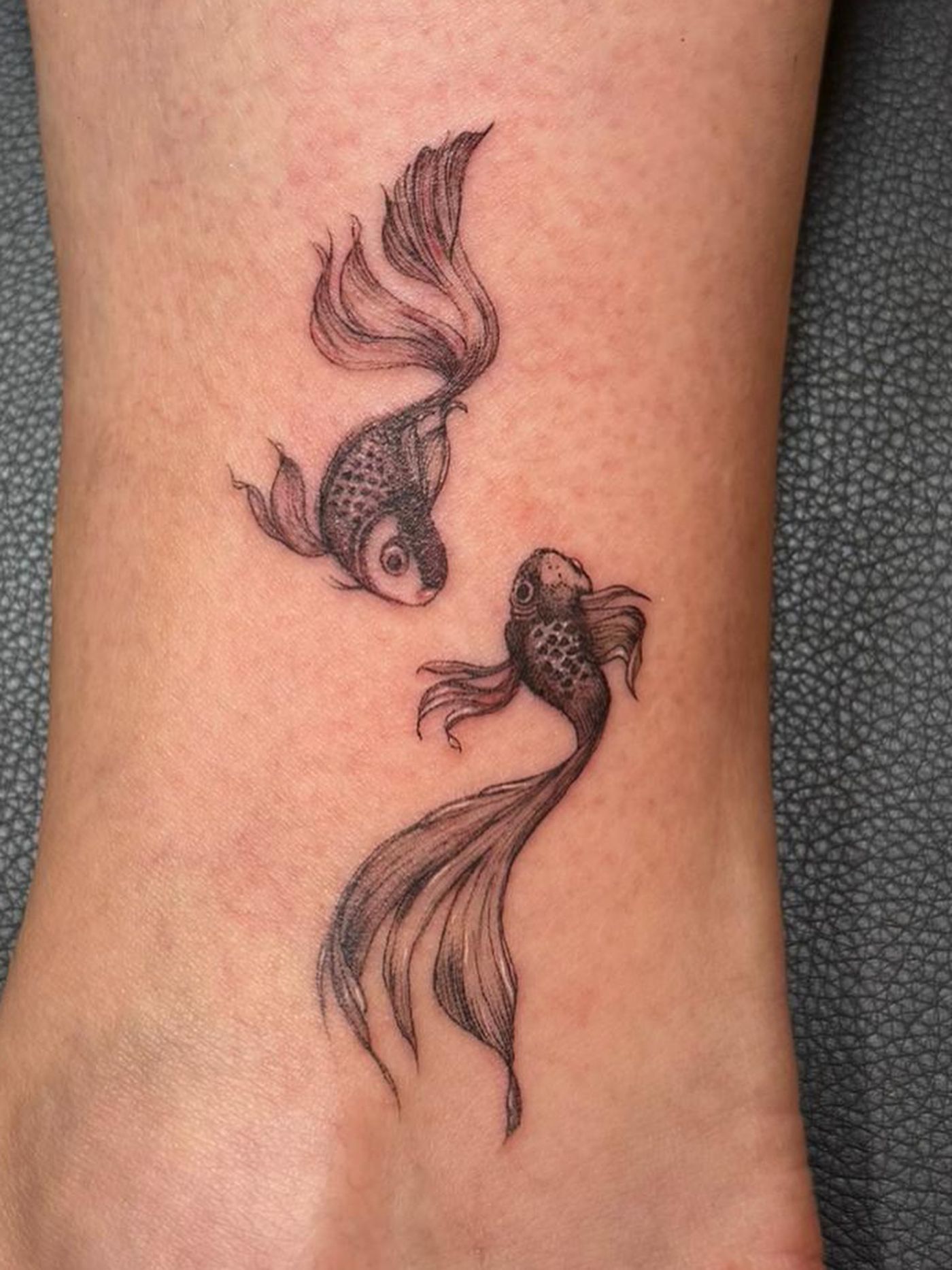 Artist: Yunice